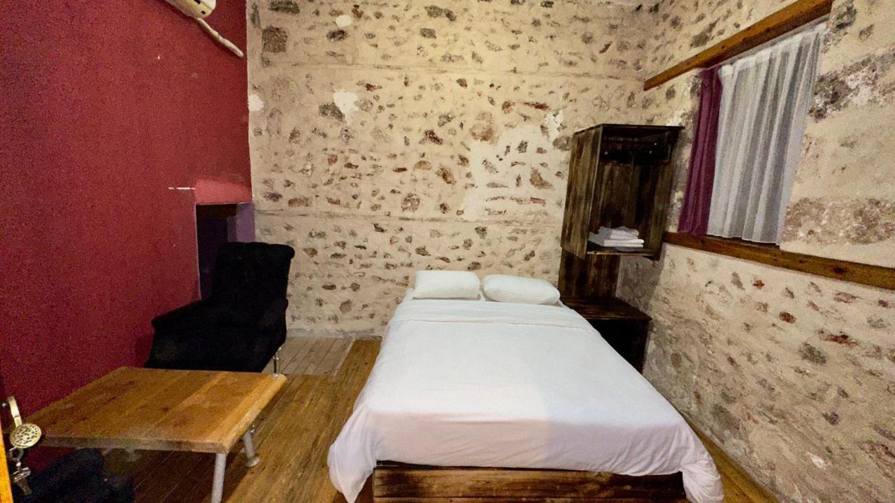 Otel Wood House Antalya Zewnętrze zdjęcie