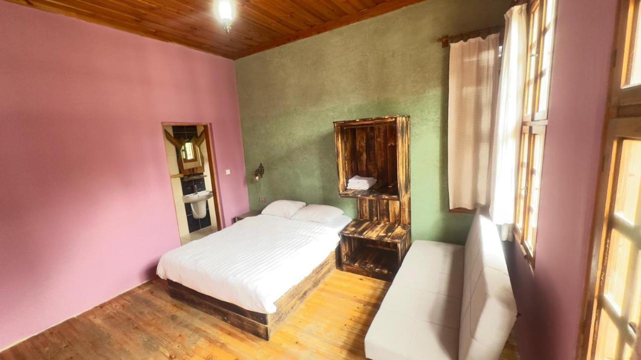 Otel Wood House Antalya Zewnętrze zdjęcie
